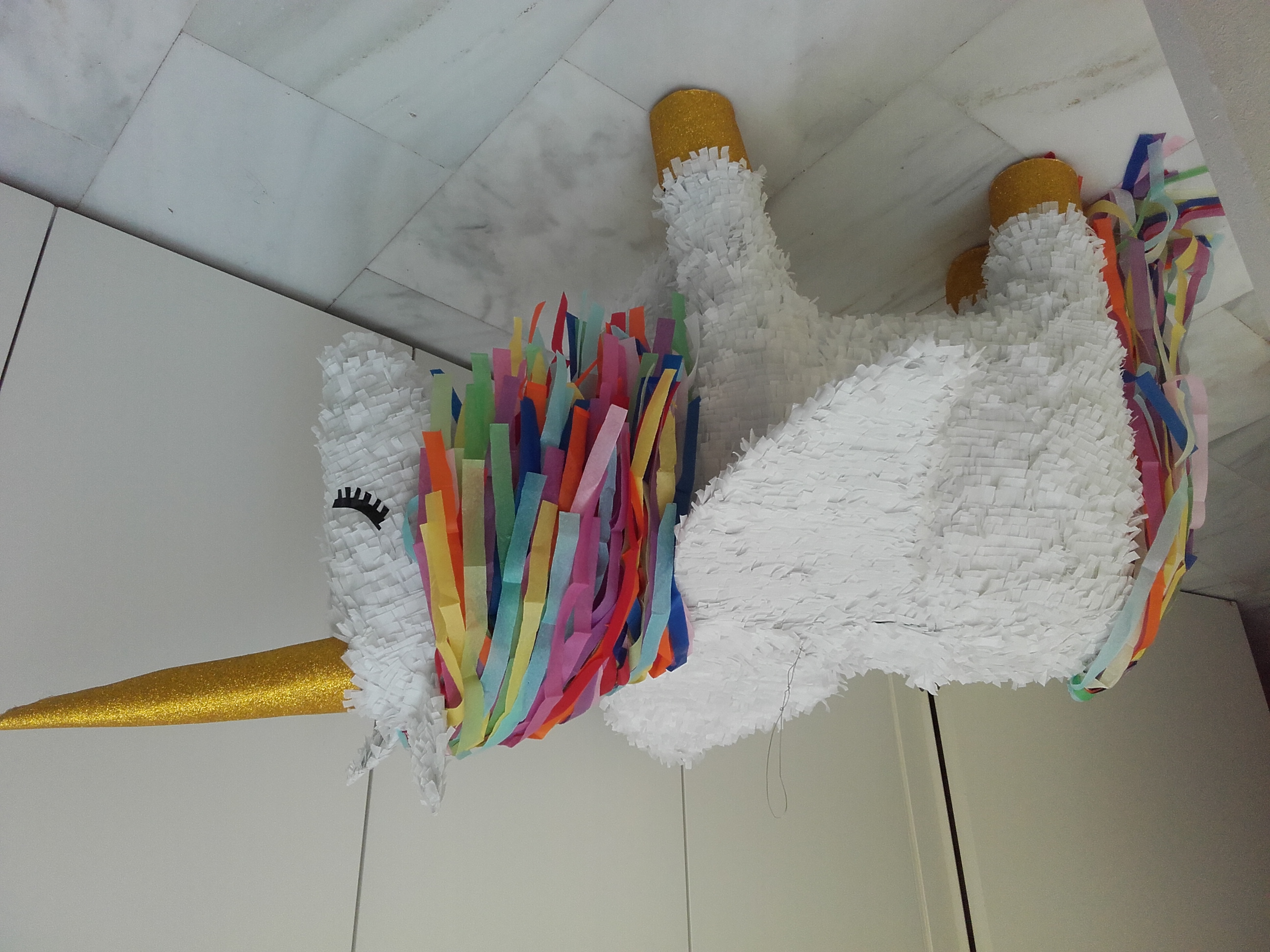Piñata personalizada de unicornio